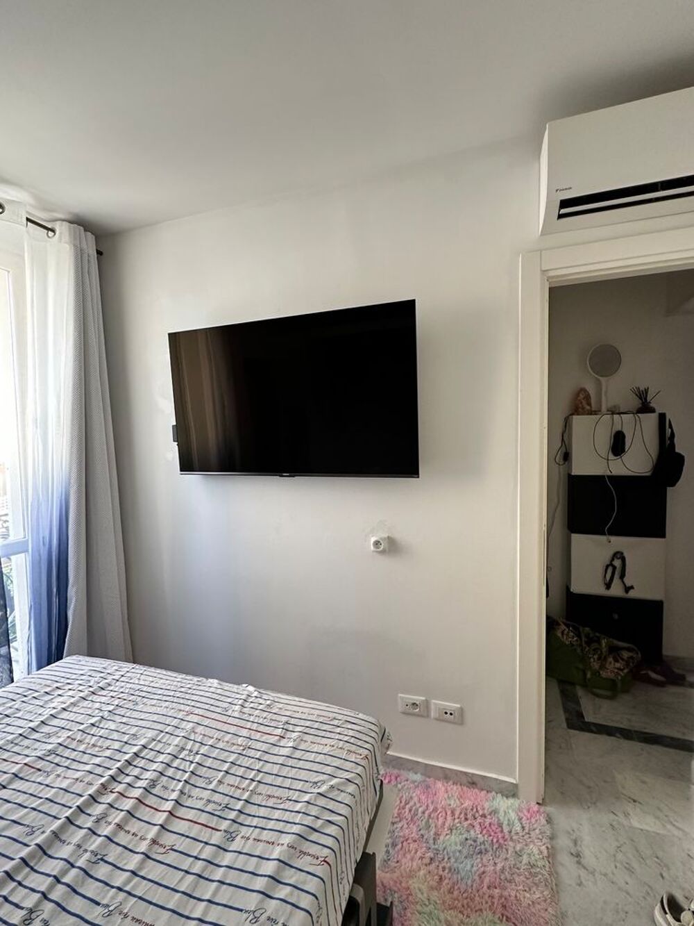 Vente Appartement RARE À LA T2 meublé ? MENTON / ROQUEBRUNE-CAP-MARTIN Menton