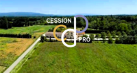   GRAND DOMAINE AUX PORTES D'AVIGNON. POTENTIEL EXCEPTIONNEL ! 