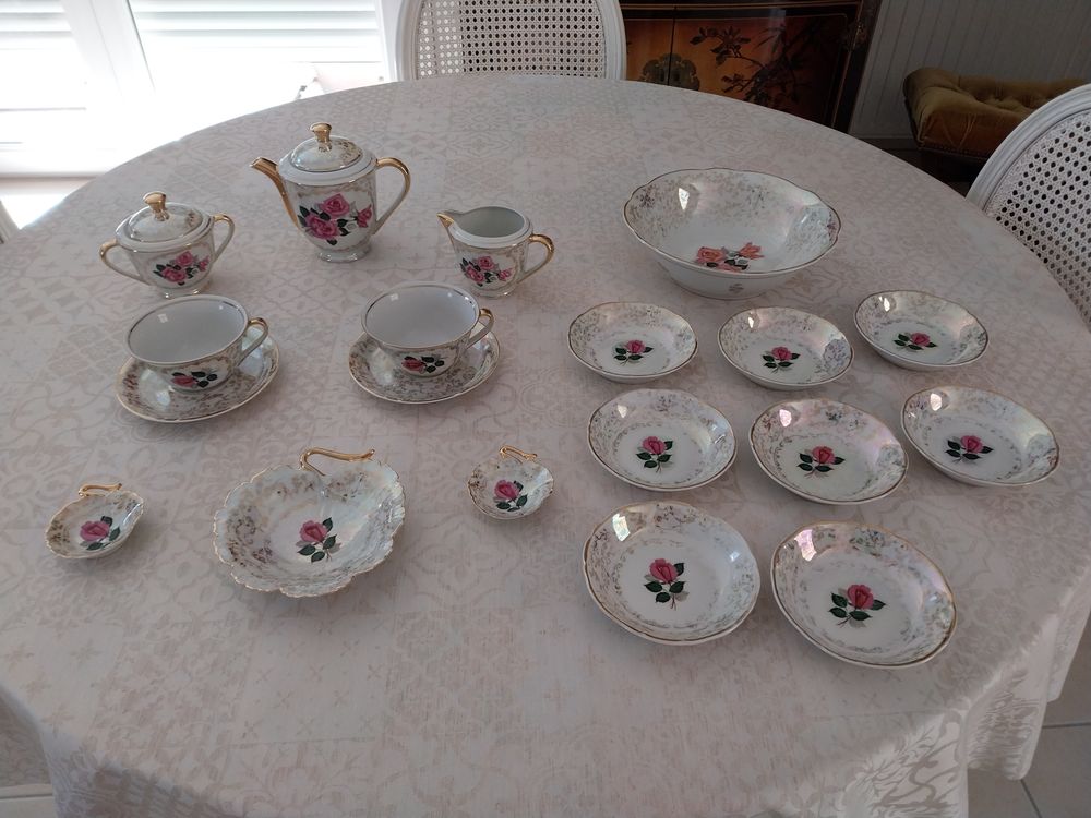Service &agrave; th&eacute; et &agrave; desserts en porcelaine fine Colombia 1950 Décoration