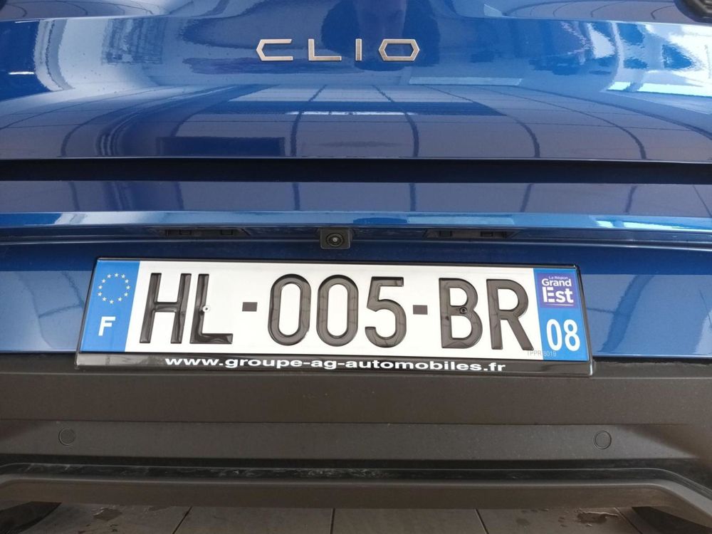 Clio VI Clio TCe 115 ch Techno 2026 occasion 08000 Charleville-M&eacute;zi&egrave;res