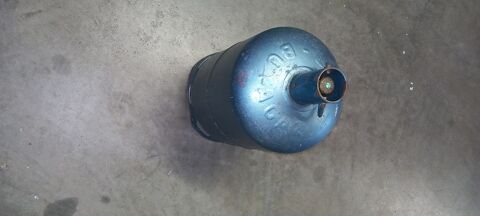 3 bouteilles de gaz 5 Carquefou (44)
