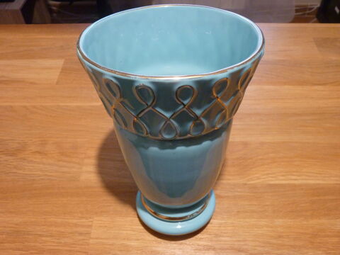 Vase St Cl�ment 15 Clermont-l'H�rault (34)