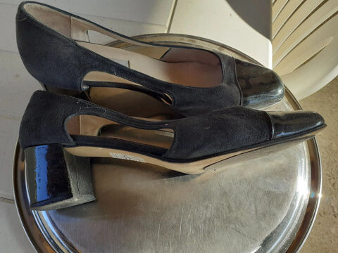 CHAUSSURES FEMME 40 15 Les Essarts-lès-Sézanne (51)