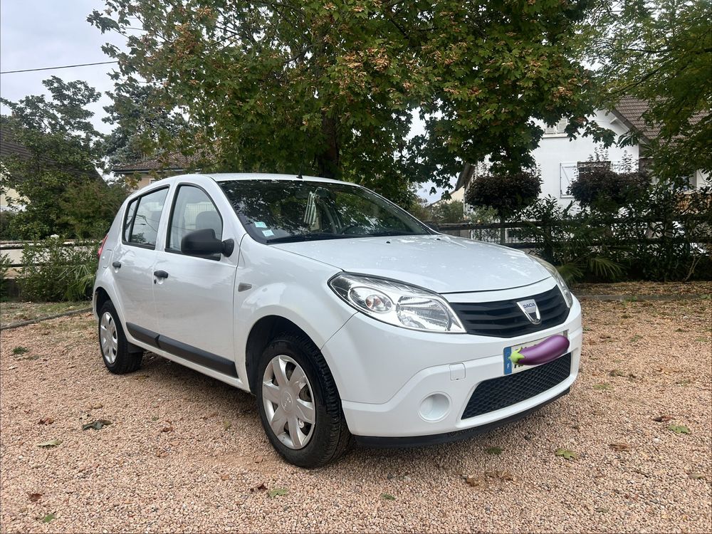 Sandero 1.2 16V 75 2010 occasion 03000 Moulins