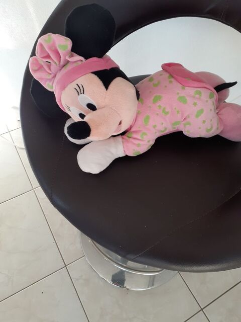 
Peluche Minnie DISNEY NICOTOY allong pyjama rose 10 Olonne-sur-Mer (85)