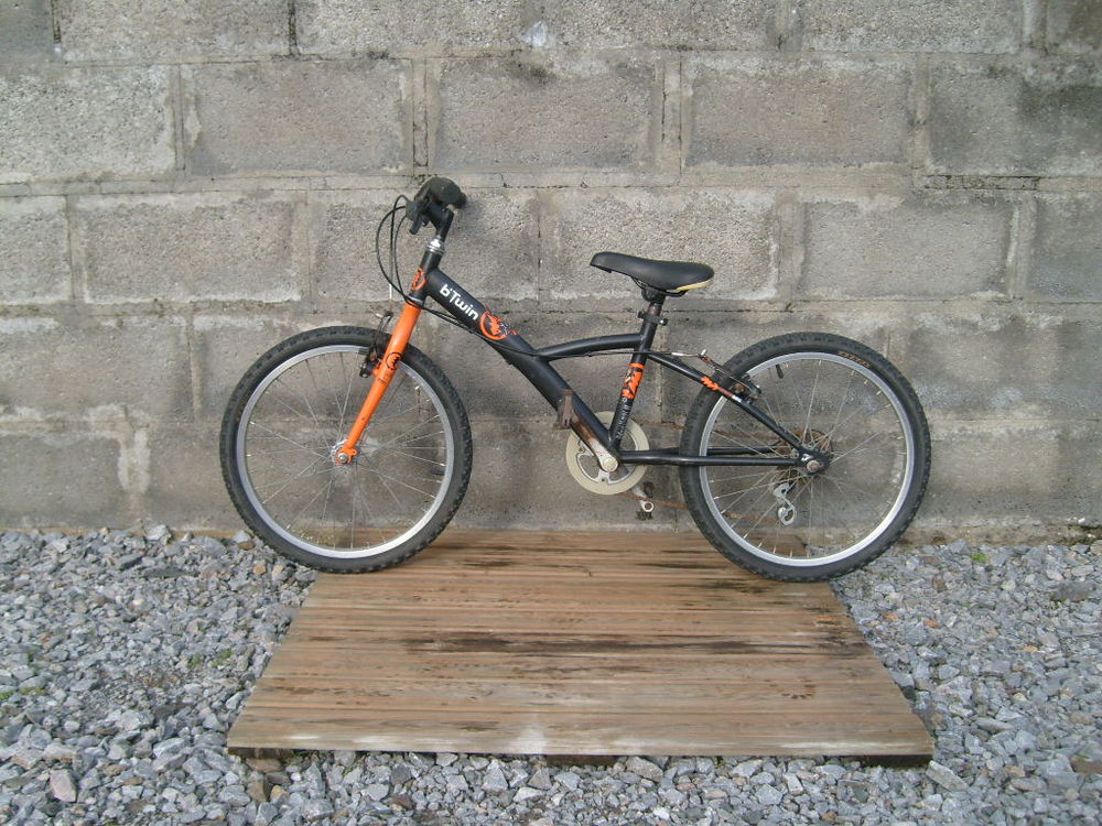 D&eacute;cathlon B'Twin Fortboys 20 pouces Vélos