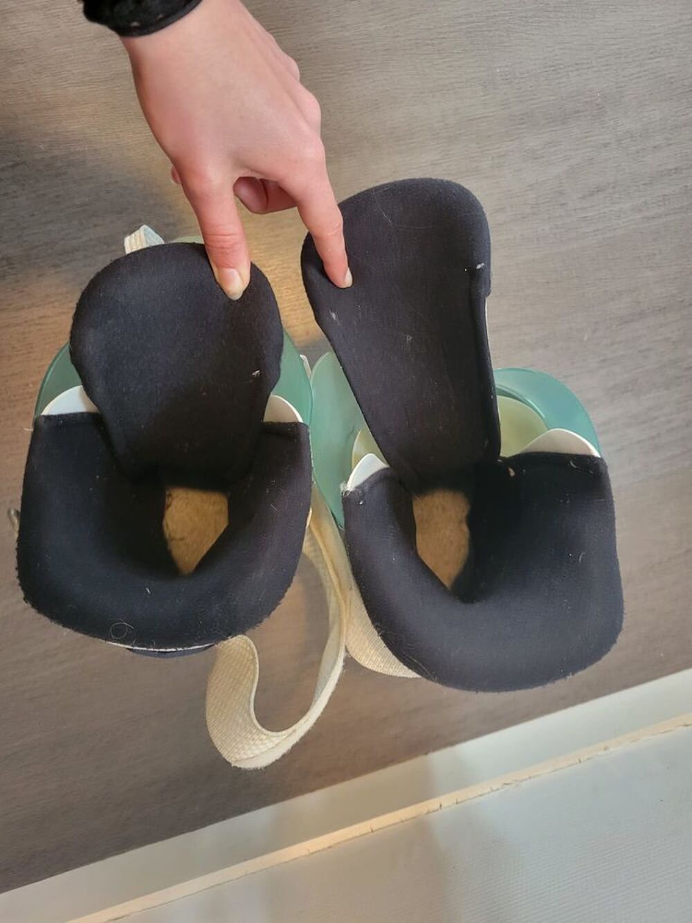 Chaussures de ski femmes ? Pointure 39 ? Quasi neuves Sports