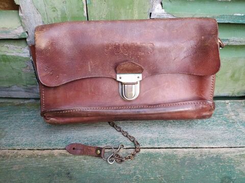 Ancienne Sacoche de Facteur Poste Cuir � Soufflets. 45 Loches (37)