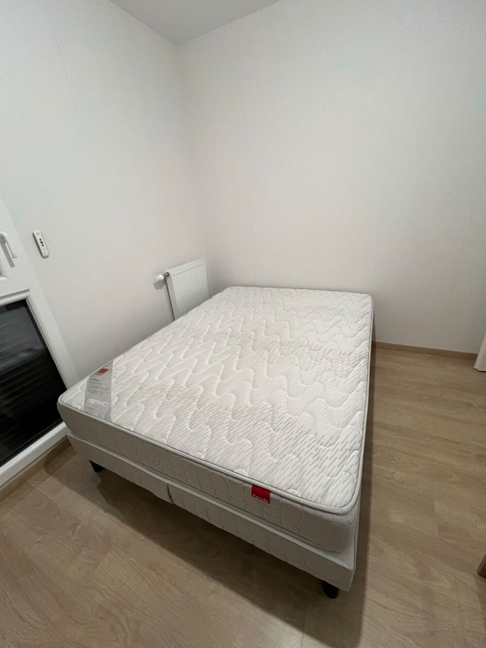Sommier et matelas Meubles