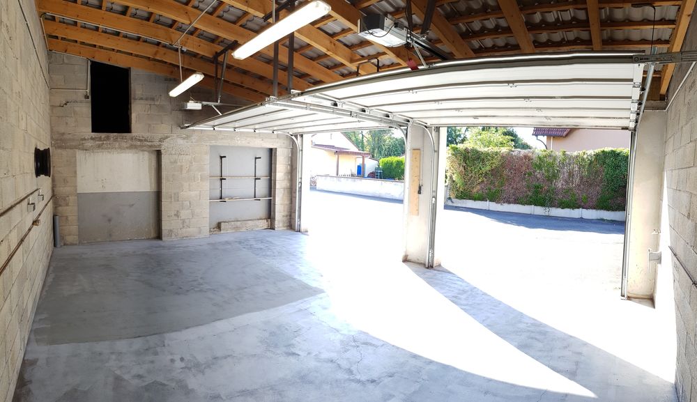 Location Atelier LOCAL TRES PROCHE FRONTIERE Bourgfelden