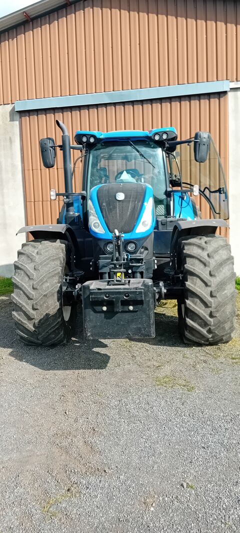 NEW HOLLAND T 7 270 Autocommand 85000 63500 Issoire