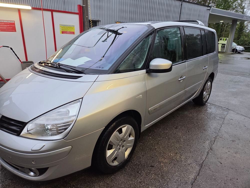 Grand Espace 2.0 dCi 175 FAP Initiale Euro 5 A 2012 occasion 74100 Juvigny