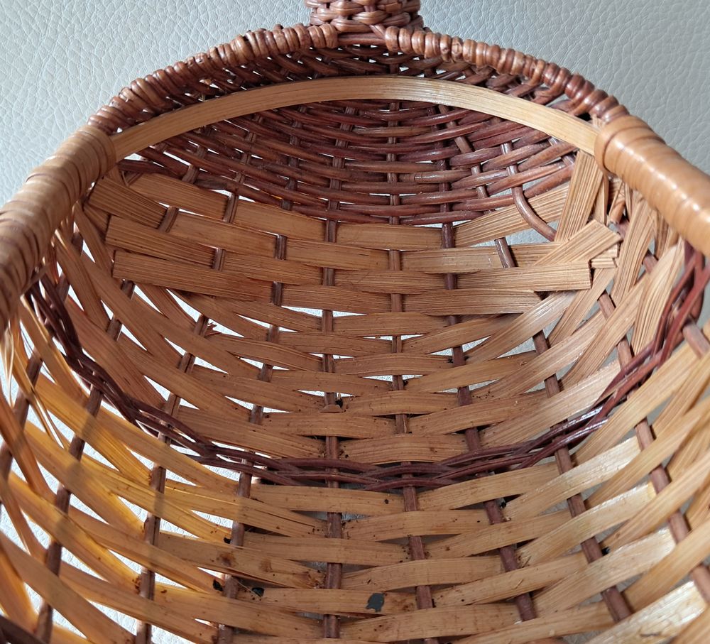panier &agrave; pain pani&egrave;re corbeille en rotin et osier tress&eacute; Décoration
