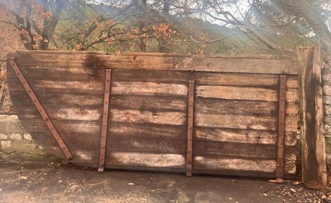 Grand portail ancien 5000 Caseneuve (84)