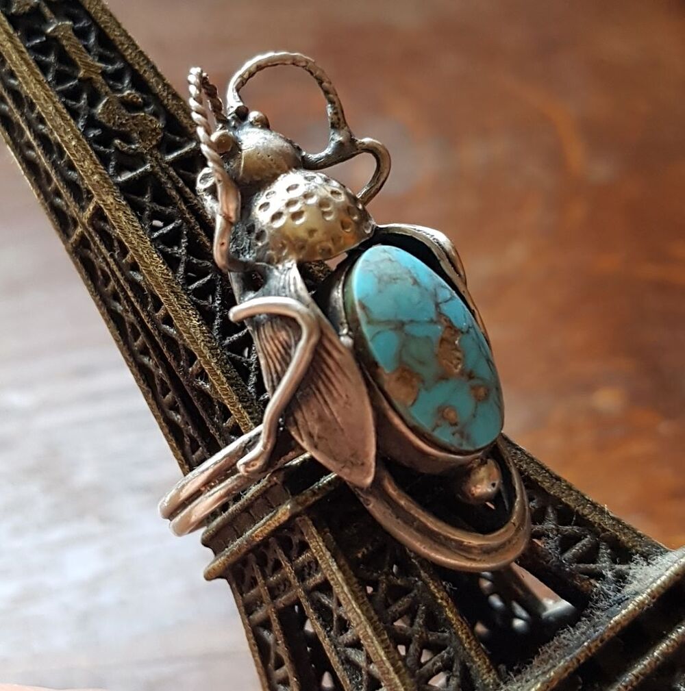 Superbe anneau insecte cisel&eacute; en Argent avec pierre veritabl Bijoux et montres