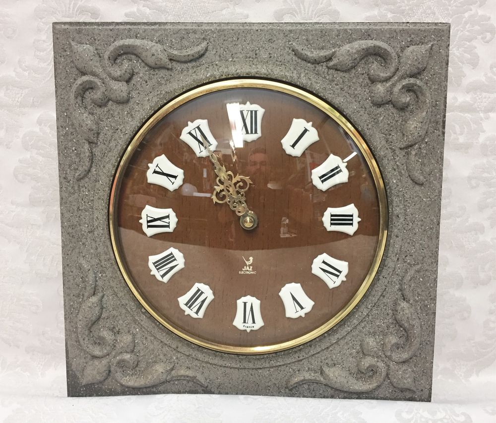 ANCIENNE PENDULE HORLOGE MURALE JAZ ELECTRONIC VINTAGE Retro Décoration