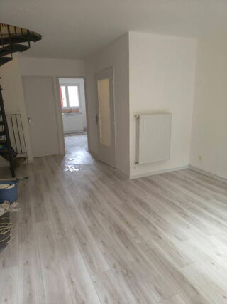  Maison à louer 4 pièces 88 m²
