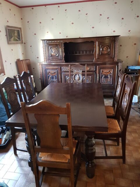 VAISSELIER BOIS SCULPT DE SALLE A MANGER  + TABLE + CHAISES 1150 Cesson (77)