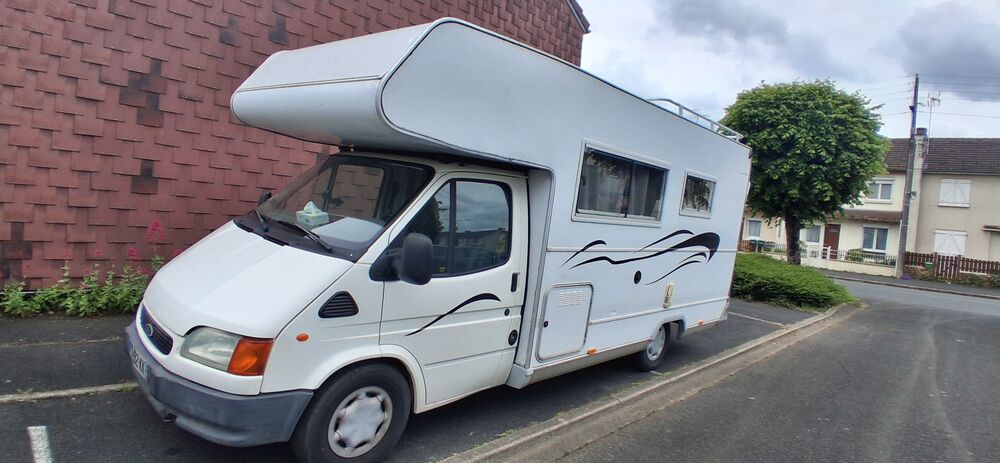  1998 occasion 36000 Ch&acirc;teauroux