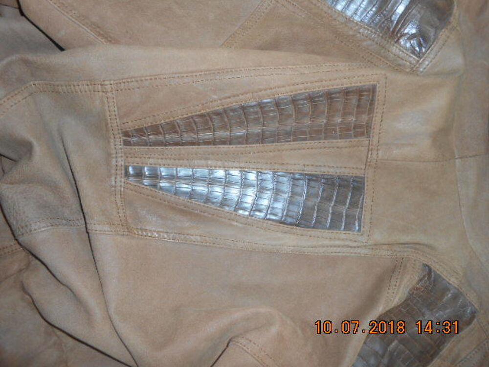 blouson peau &eacute;paisse Vêtements