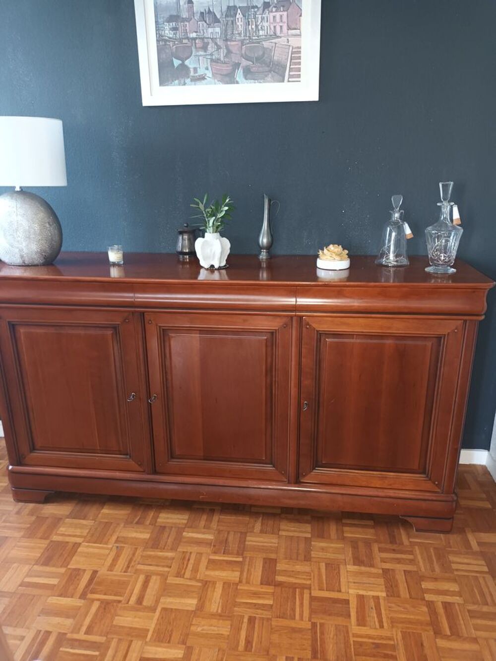 Bahut et table Meubles