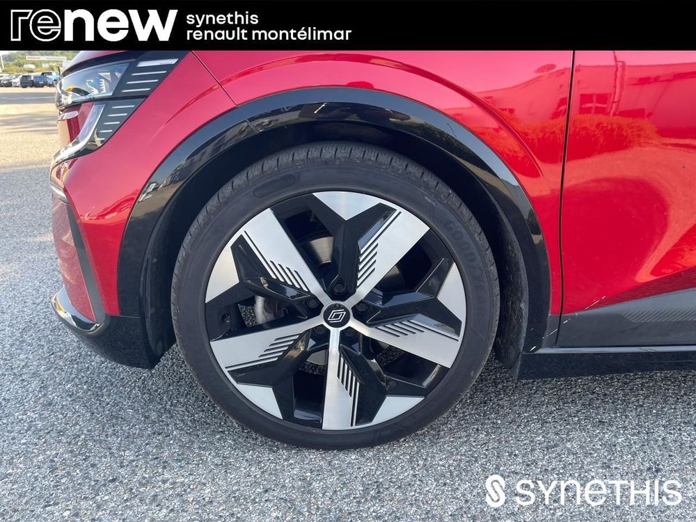 M&eacute;gane Megane E-Tech EV60 220 ch super charge Techno 2023 occasion 26200 Mont&eacute;limar