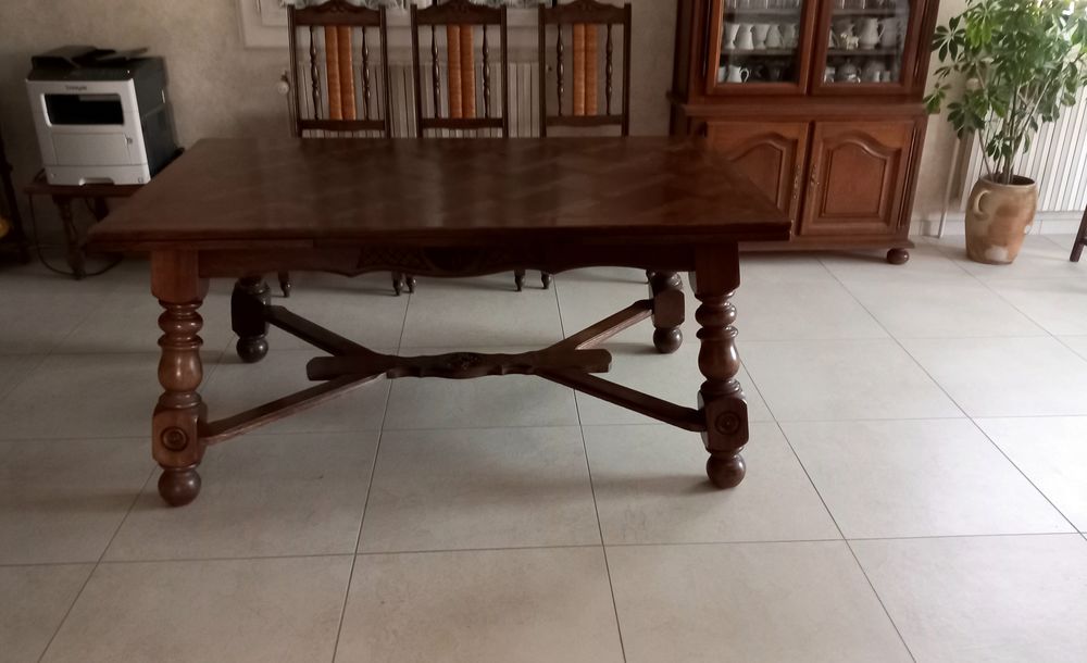 Table extensible en bois massif Meubles