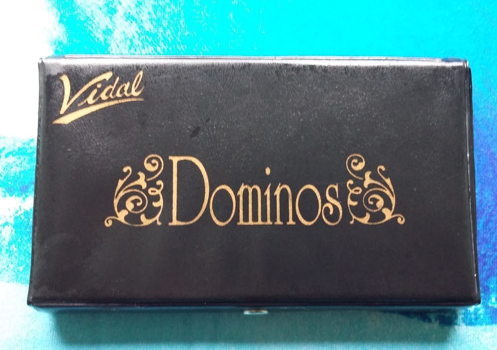 Ancien jeu de dominos Vidal 