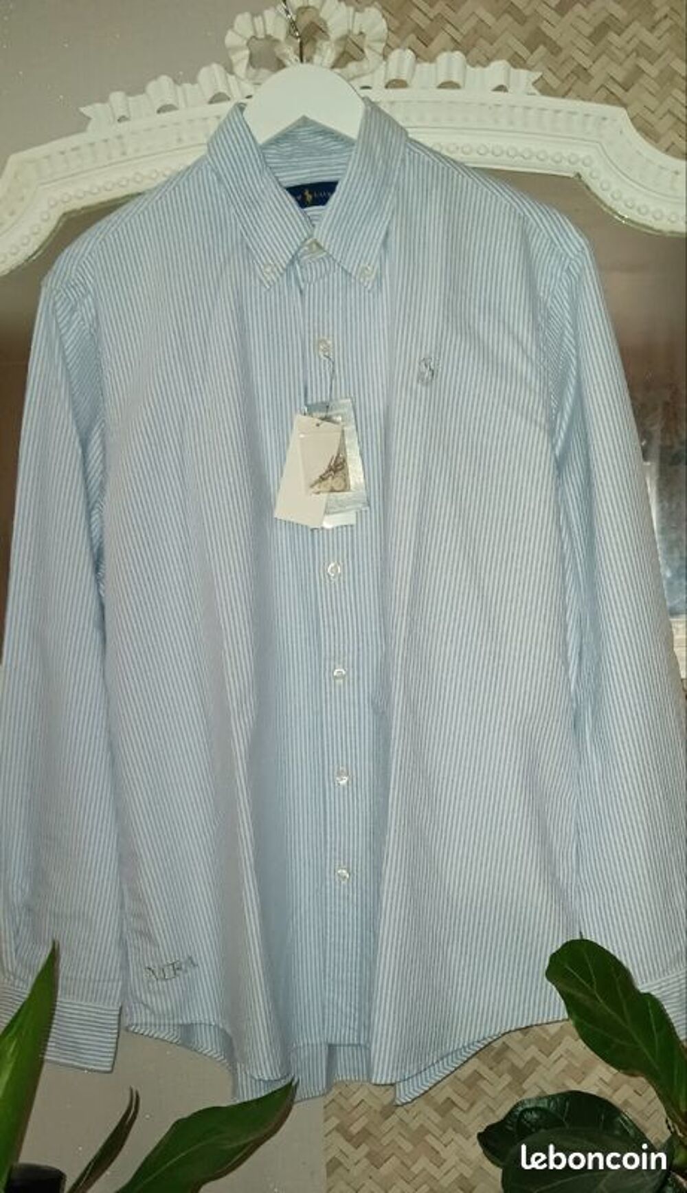 Chemise neuve Vêtements