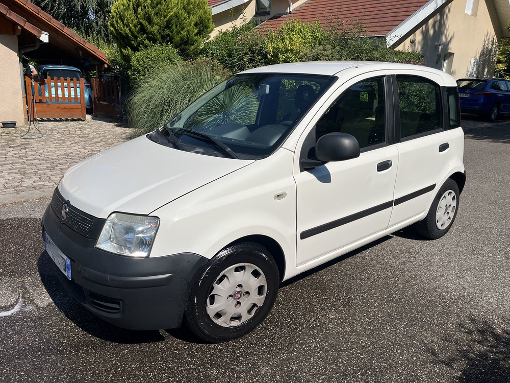 Panda MY 1.2 8V 69 ch Euro 5 30 2011 occasion 38120 Saint-&Eacute;gr&egrave;ve