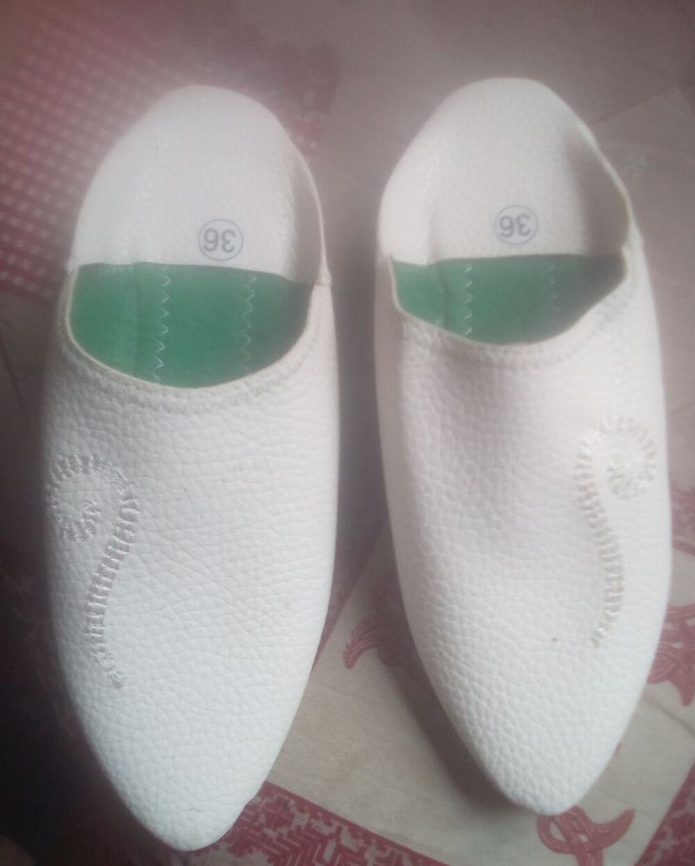 babouche blanche - taille 36 Chaussures