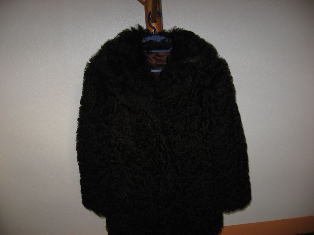 Veste agneau des Pyr&eacute;n&eacute;es Vêtements