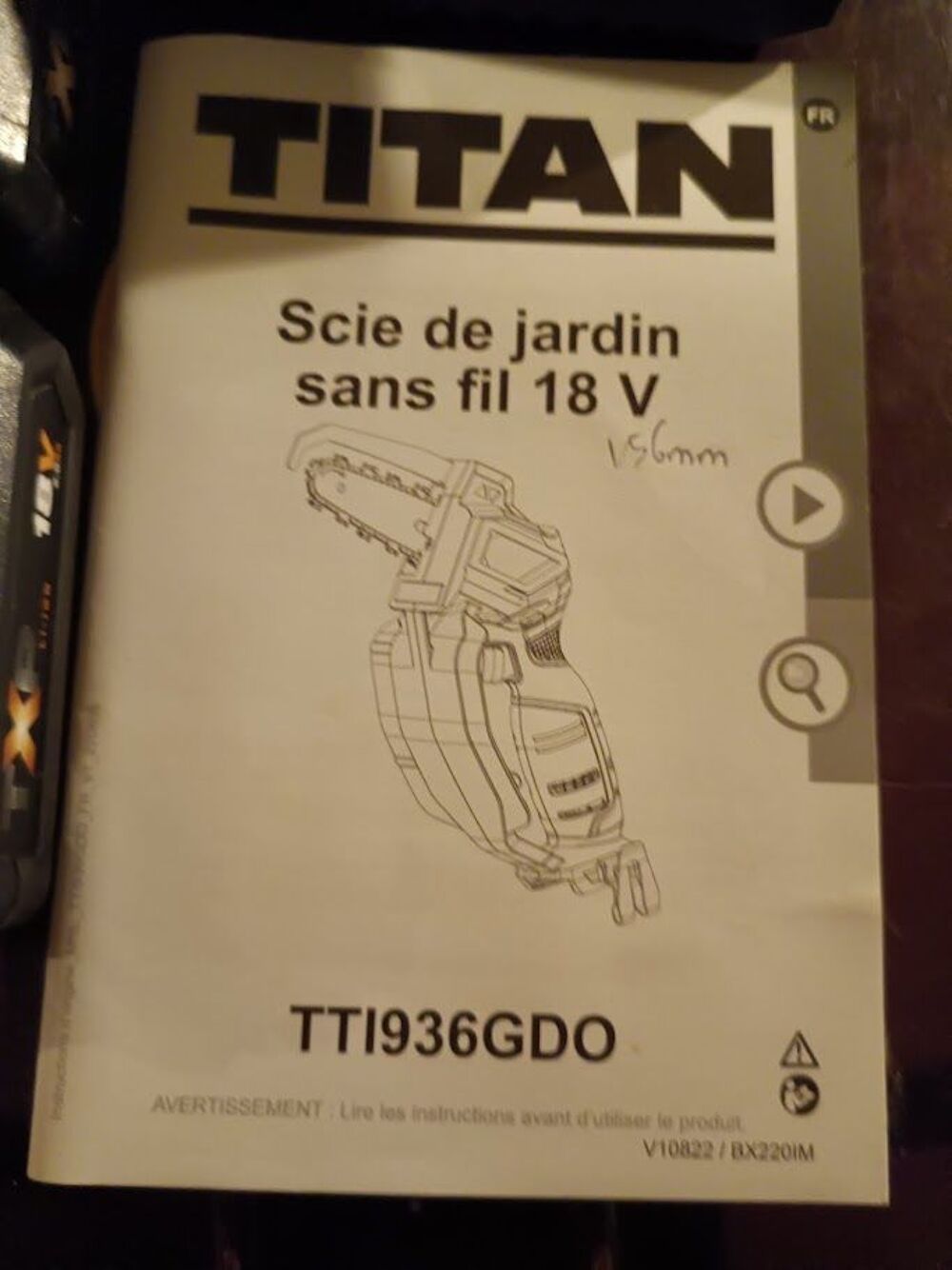 Mini tron&ccedil;onneuse TITAN TTI936GDO Bricolage