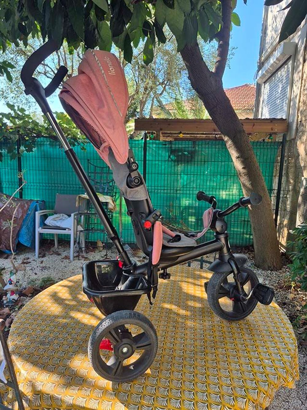 Tricycle Lionelo Puériculture