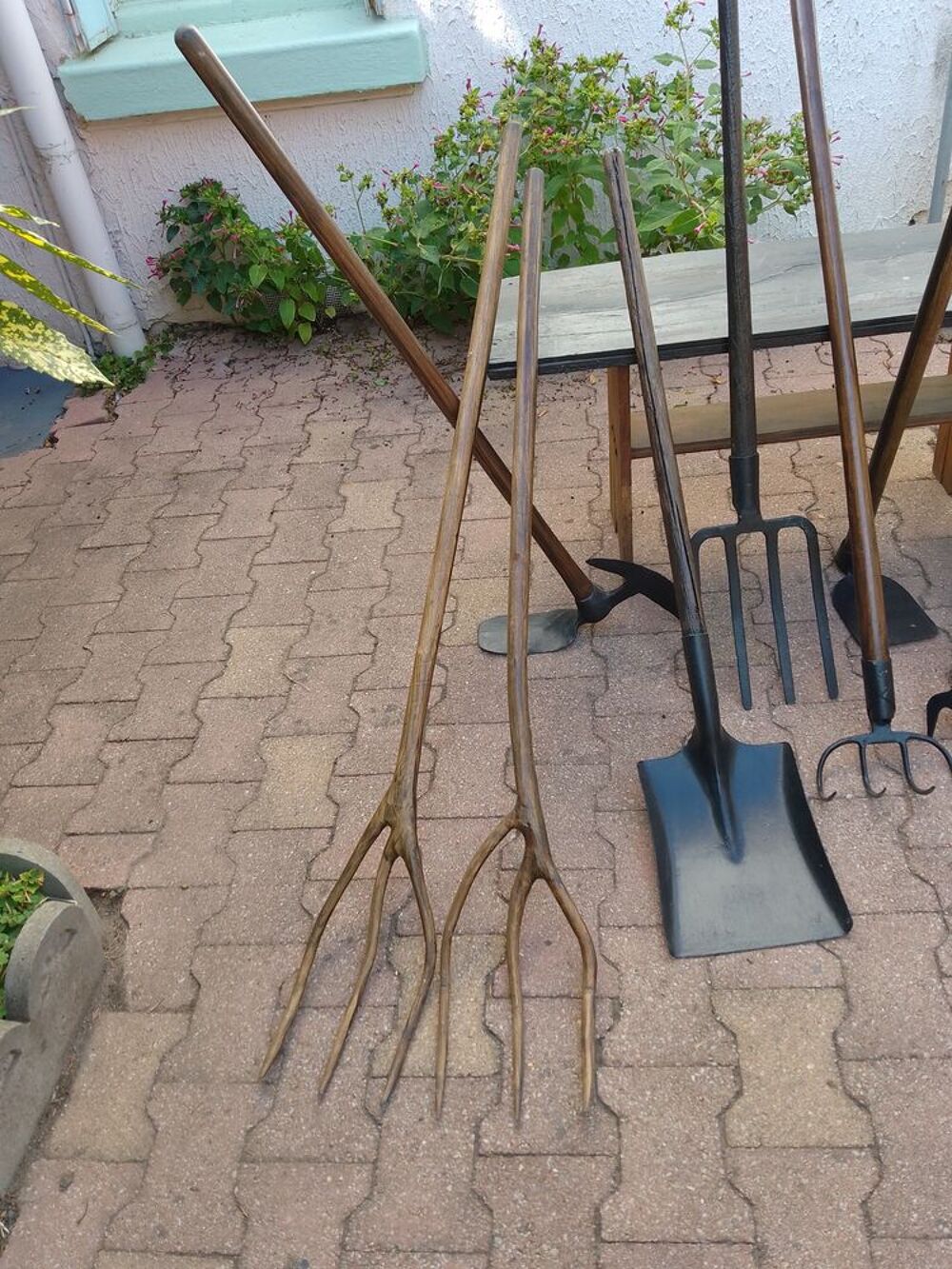 DIVERS D*OUTILS A MAIN DE JARDINAGE Jardin