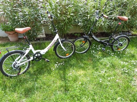 2 superbes vlos pliants de Marque MOMA First Class 0 Corme-Royal (17)