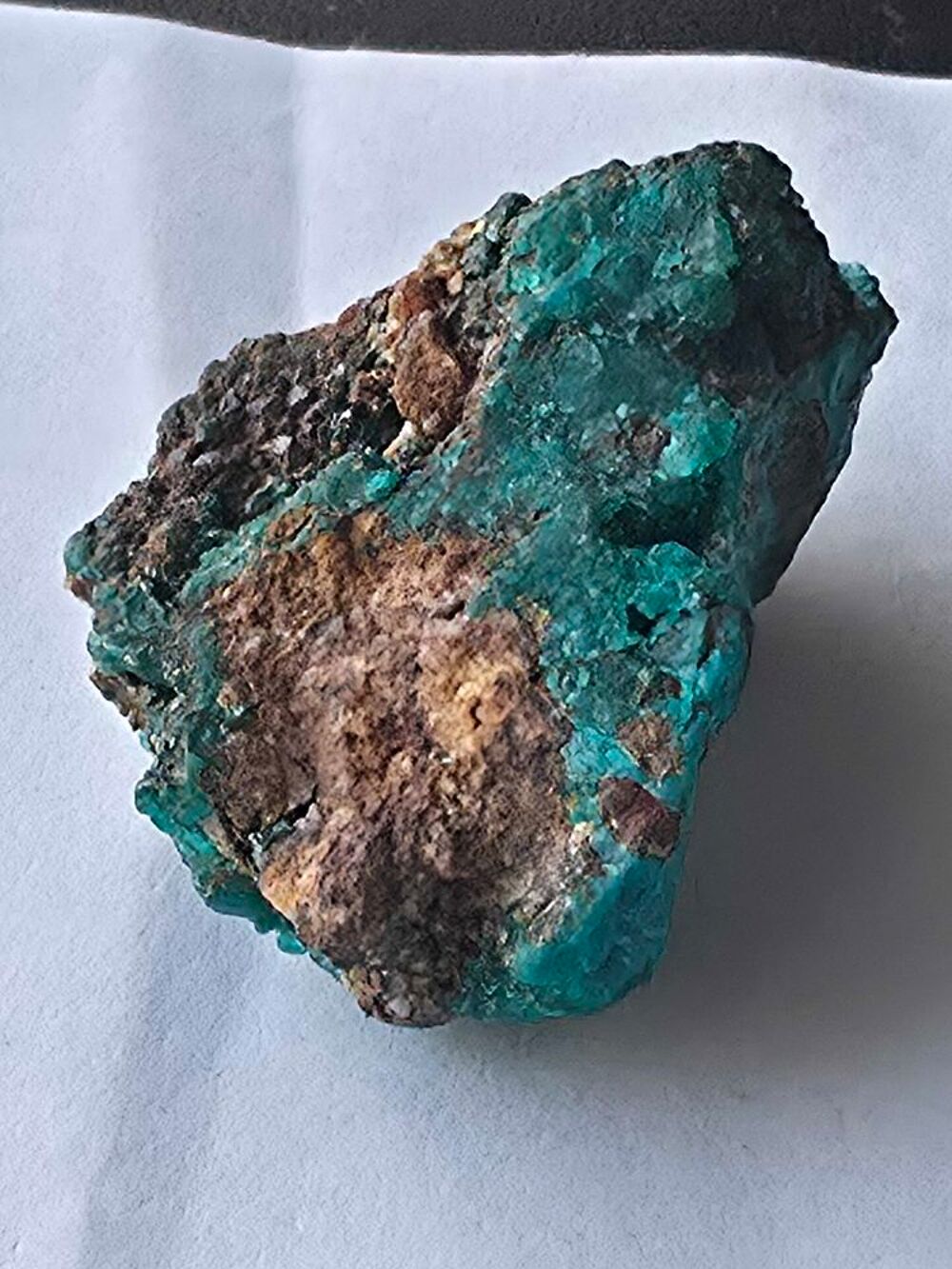 Superbe Dioptase-Cristaux Vert Emeraude Intenses-Katanga RDC-35g 