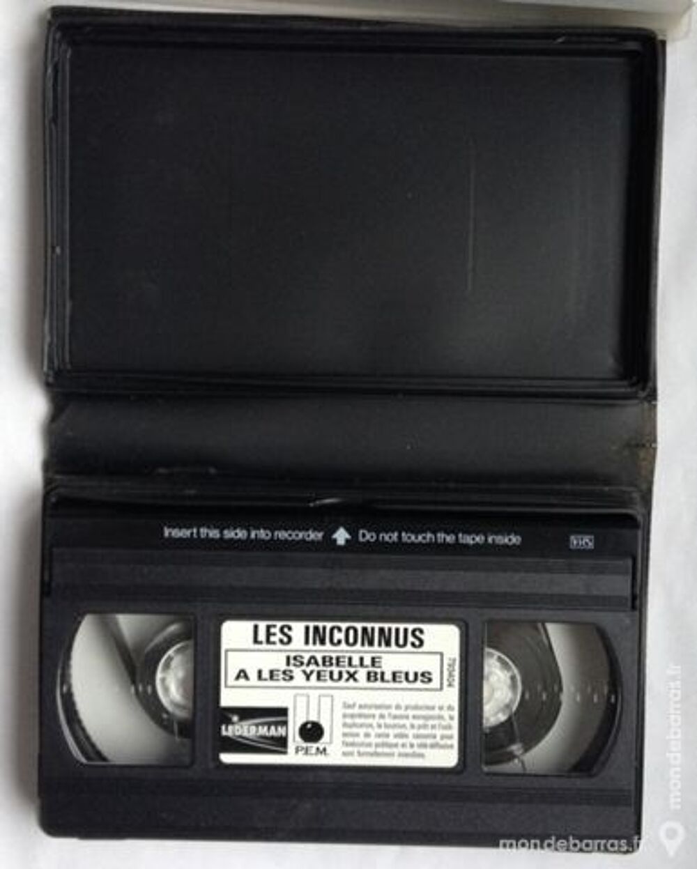 cassette vid&eacute;o les inconnus DVD et blu-ray
