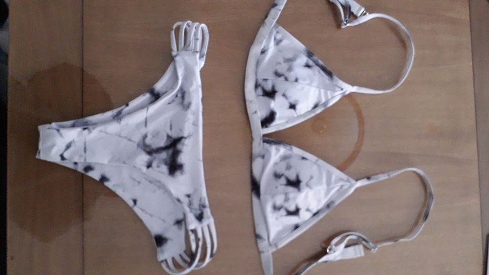 Maillot de bain 2 pi&egrave;ces Vêtements