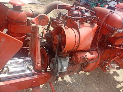 tracteur Renault n72 1500 12200 La bastide-l'Évêque