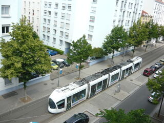  Appartement à louer 3 pièces 55 m²