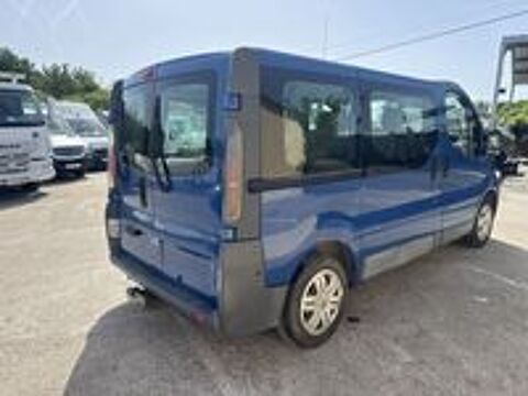 Trafic Passenger 1.9 dCi 100 Expression 2006 occasion 33450 Montussan