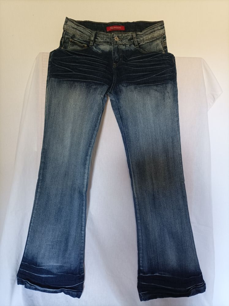jeans levis femme bold curve taille : W28 (38 france) L34