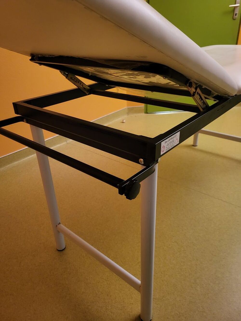 DIVAN D'EXAMEN Meubles