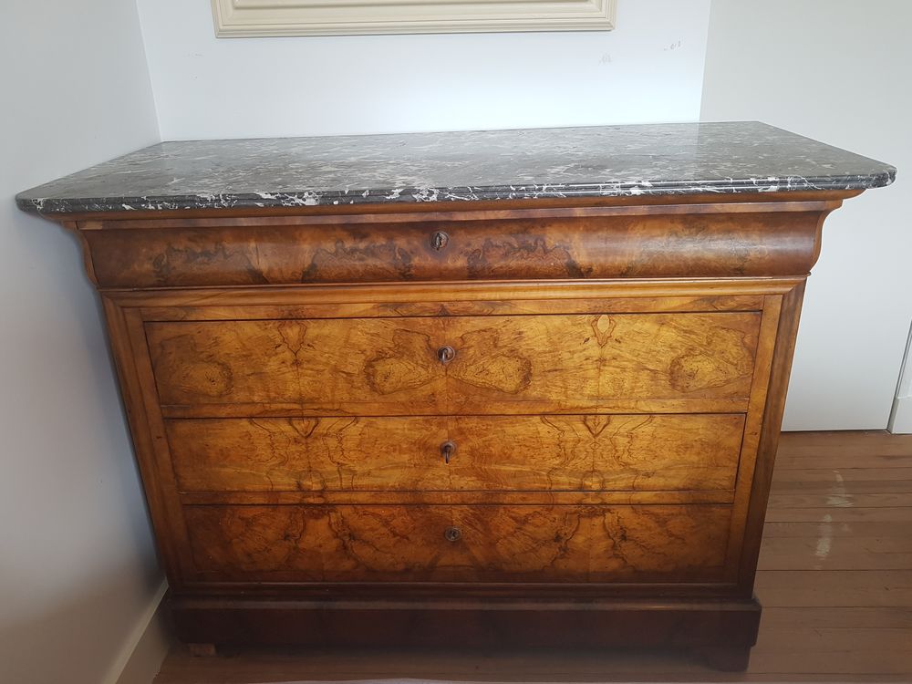 Commode Style Louis Philippe avec Plateau en marbre Meubles