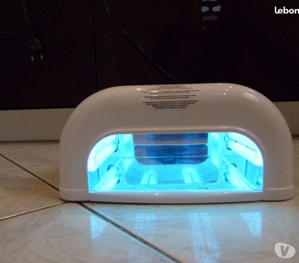 Lampe professionnel UV GEL Ongles Electroménager