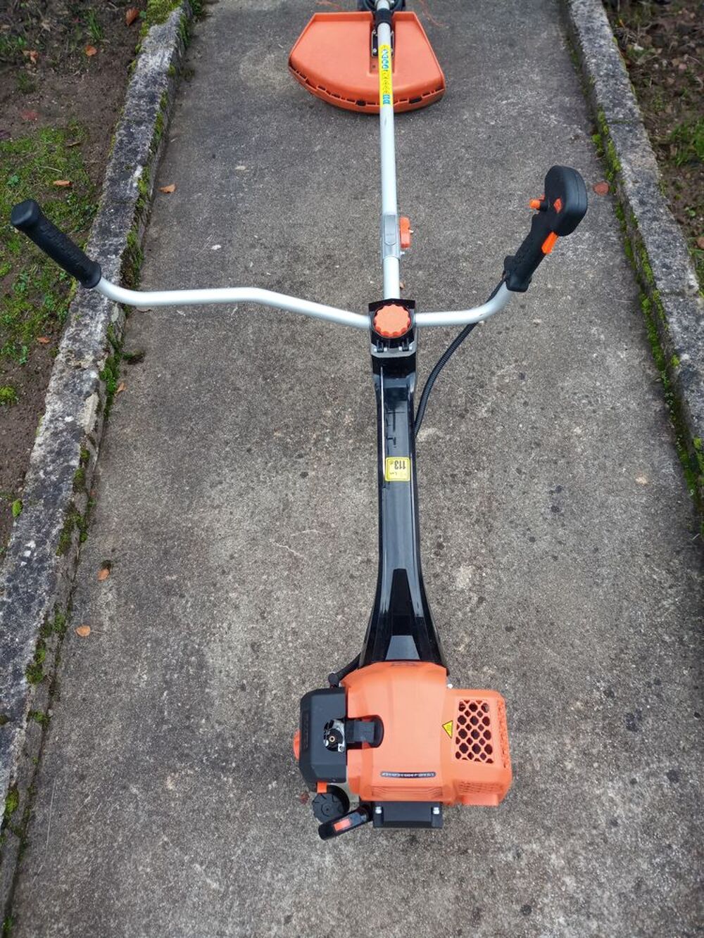 D&eacute;broussailleuse FUXTEC FX PS162+ 2 TETE NEUVE + 2 BOBINE FI Jardin