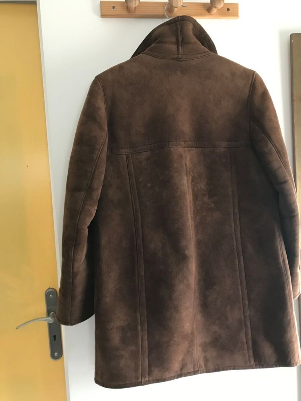 Manteau 3/4 homme peau lain&eacute;e 60€ Vêtements