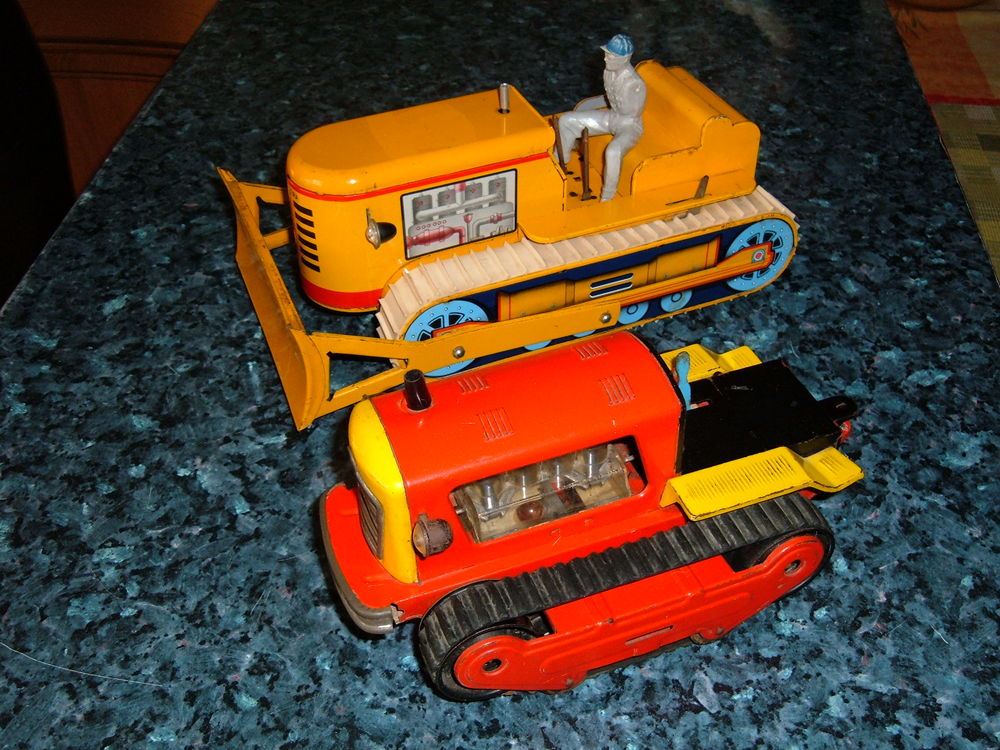 JOUSTRA Jeux / jouets