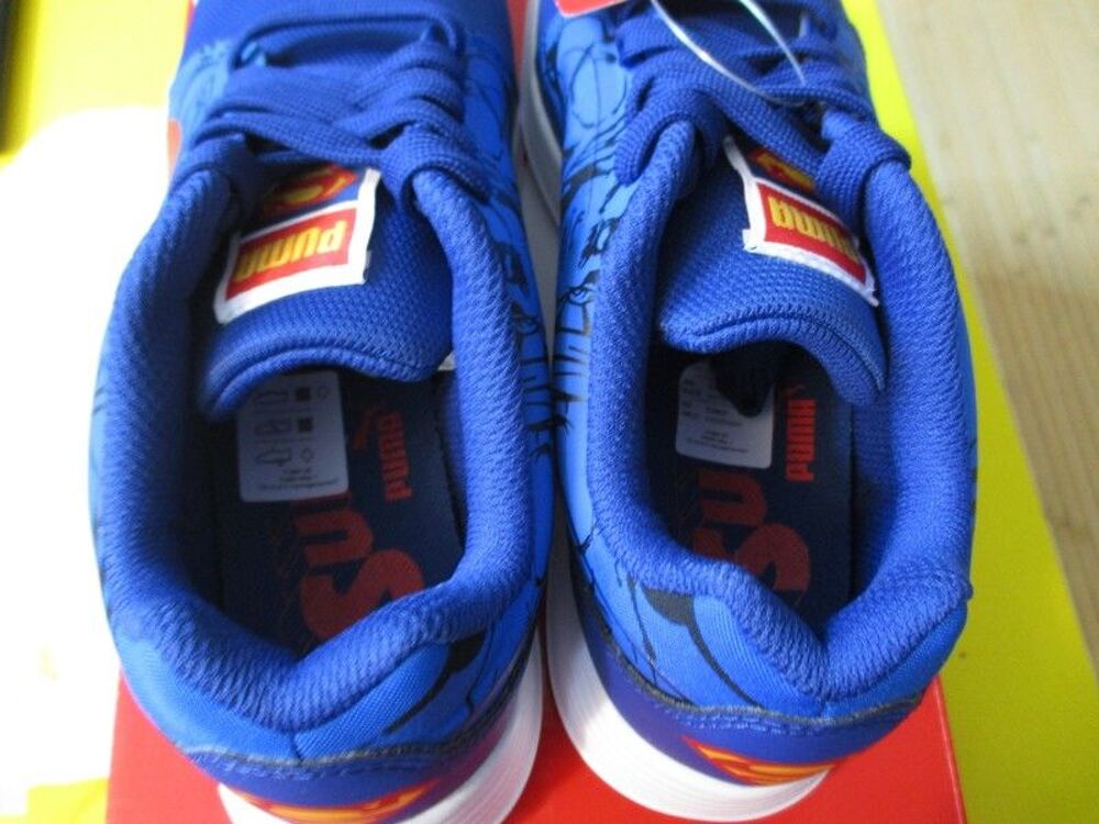 Basket Puma superman marvel h&eacute;ros comics neuf Chaussures enfants
